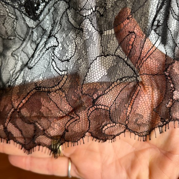 Chanel Cruise handmade lace and sequin sheer skirt Size 38 US 4/6/S - Picture 11 of 16